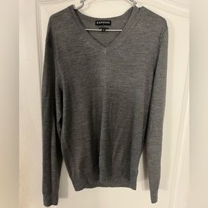 Express Men- Medium Size- Gray V neck sweater- Merino wool